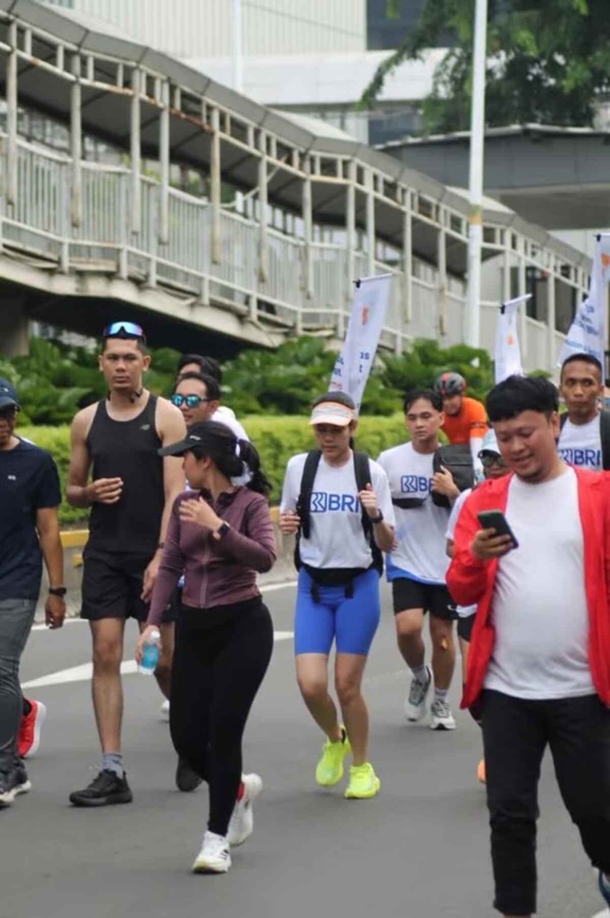 Dukung Gaya Hidup Sehat, BRI Branch Office Otista Region 6 Gelar Aksi di Car Free Day